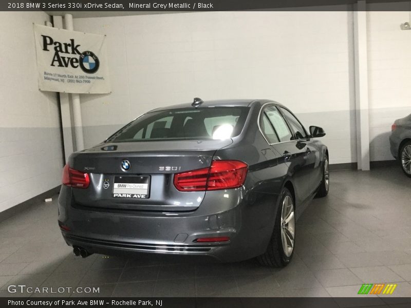 Mineral Grey Metallic / Black 2018 BMW 3 Series 330i xDrive Sedan