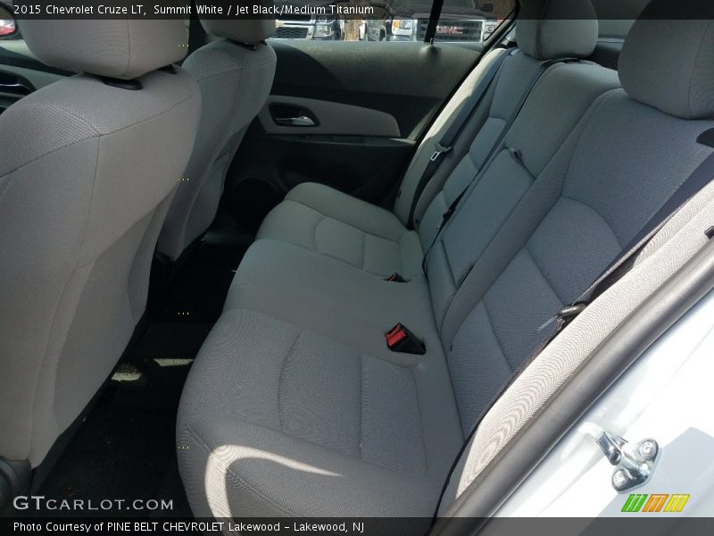 Summit White / Jet Black/Medium Titanium 2015 Chevrolet Cruze LT