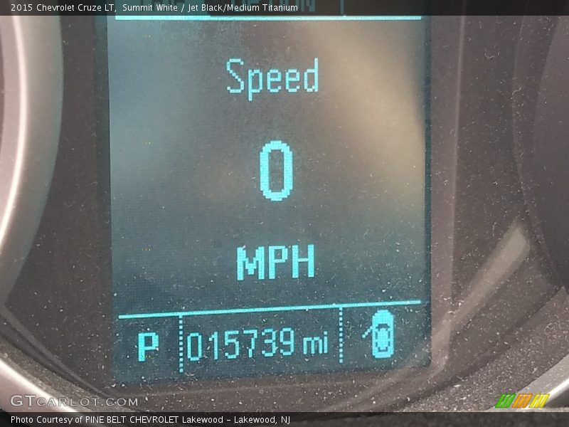 Summit White / Jet Black/Medium Titanium 2015 Chevrolet Cruze LT