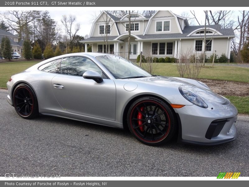 Front 3/4 View of 2018 911 GT3