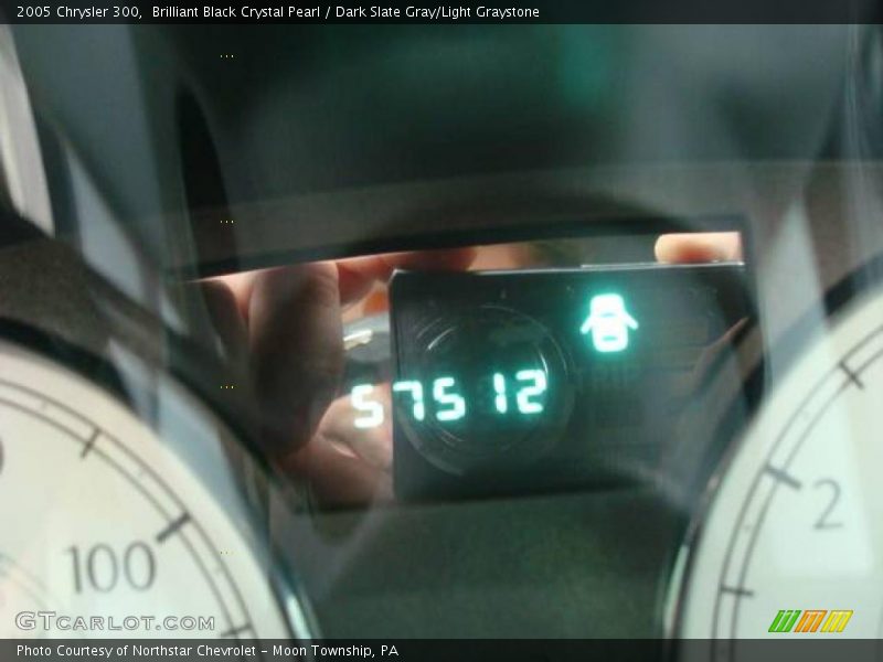 Brilliant Black Crystal Pearl / Dark Slate Gray/Light Graystone 2005 Chrysler 300