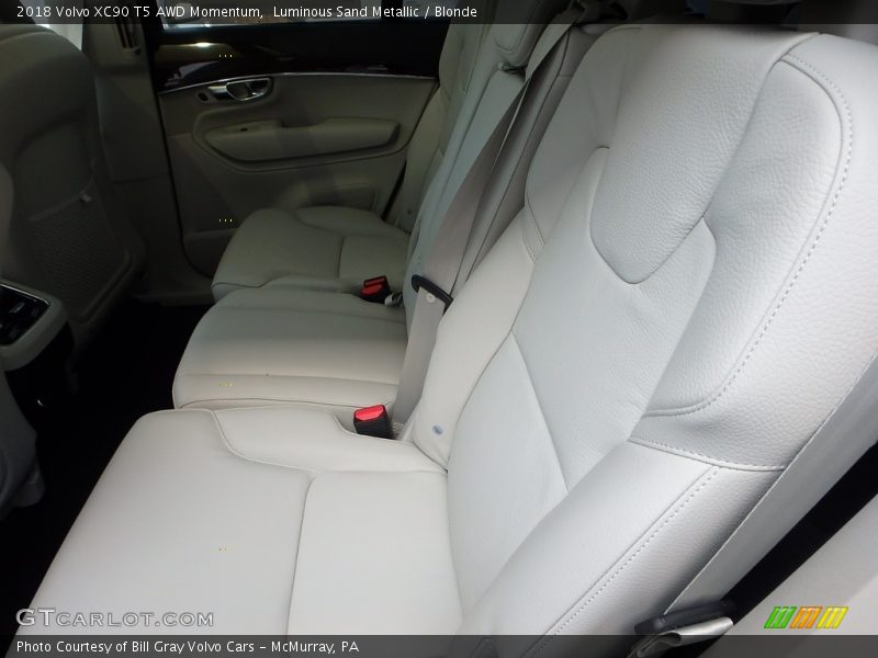Rear Seat of 2018 XC90 T5 AWD Momentum