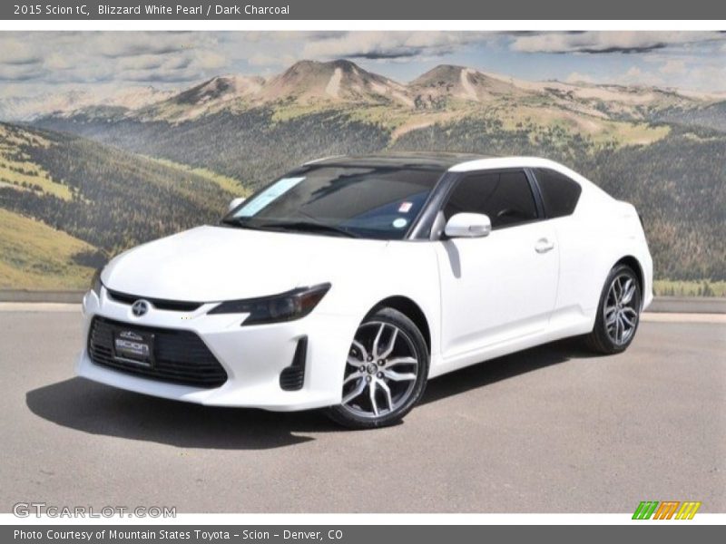 Blizzard White Pearl / Dark Charcoal 2015 Scion tC