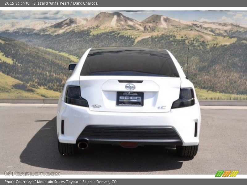 Blizzard White Pearl / Dark Charcoal 2015 Scion tC