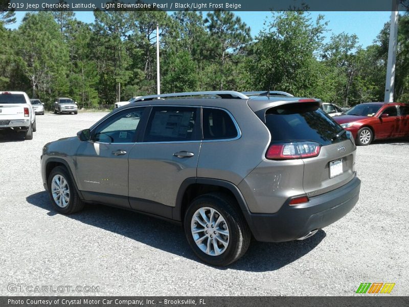 Light Brownstone Pearl / Black/Light Frost Beige 2019 Jeep Cherokee Latitude