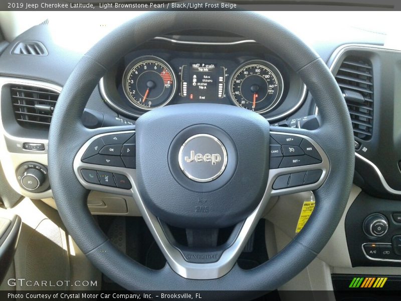 Light Brownstone Pearl / Black/Light Frost Beige 2019 Jeep Cherokee Latitude
