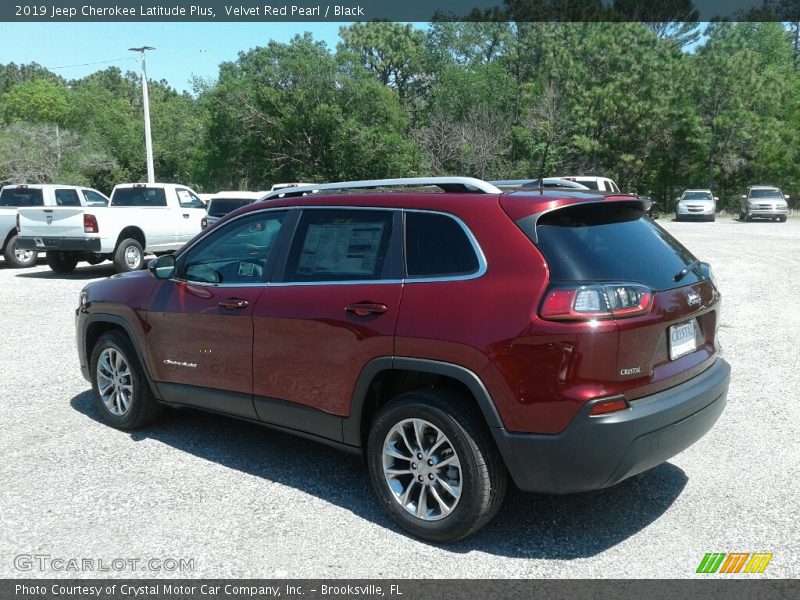 Velvet Red Pearl / Black 2019 Jeep Cherokee Latitude Plus