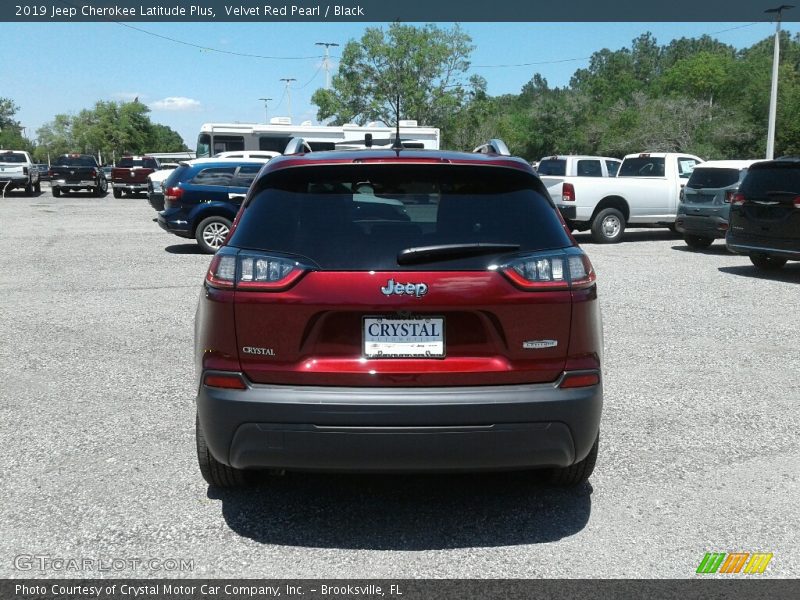 Velvet Red Pearl / Black 2019 Jeep Cherokee Latitude Plus