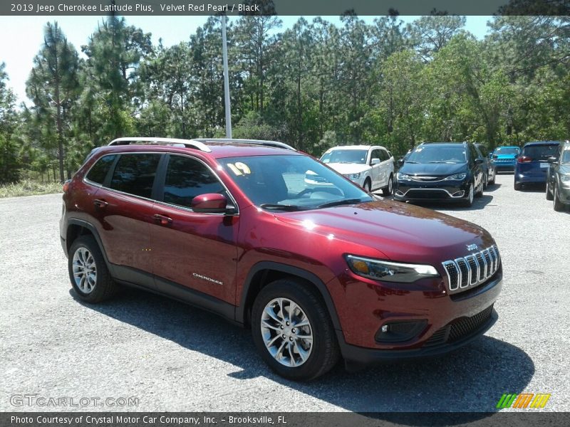 Velvet Red Pearl / Black 2019 Jeep Cherokee Latitude Plus