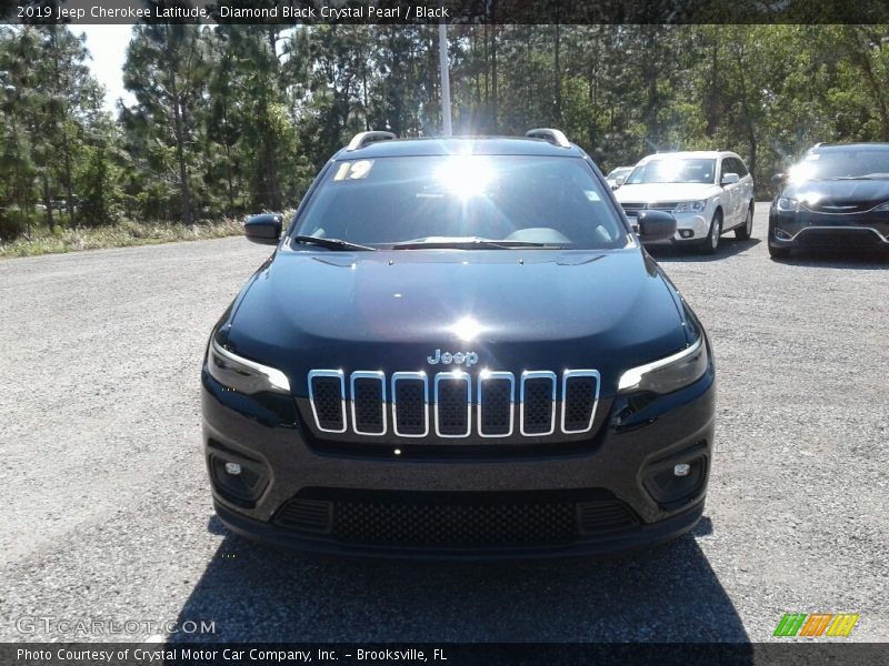 Diamond Black Crystal Pearl / Black 2019 Jeep Cherokee Latitude