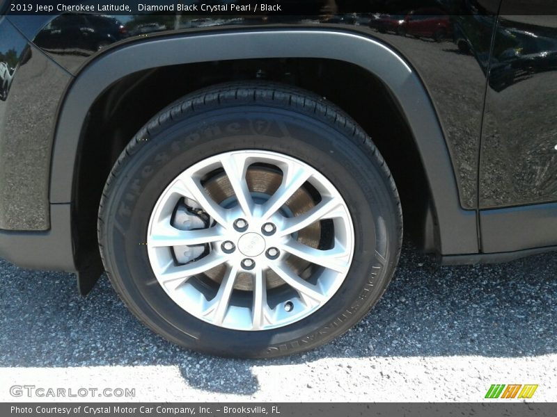 Diamond Black Crystal Pearl / Black 2019 Jeep Cherokee Latitude