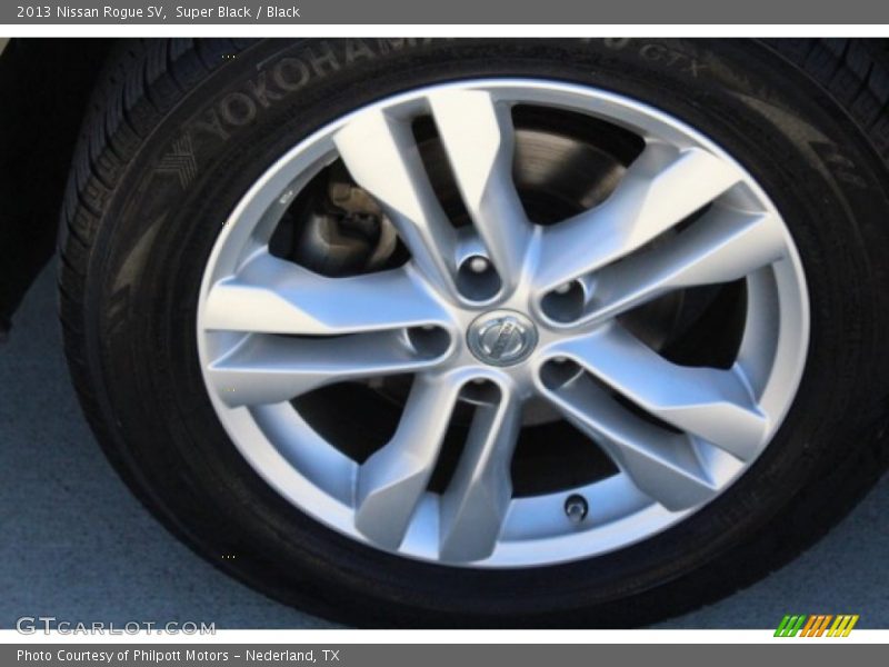 Super Black / Black 2013 Nissan Rogue SV