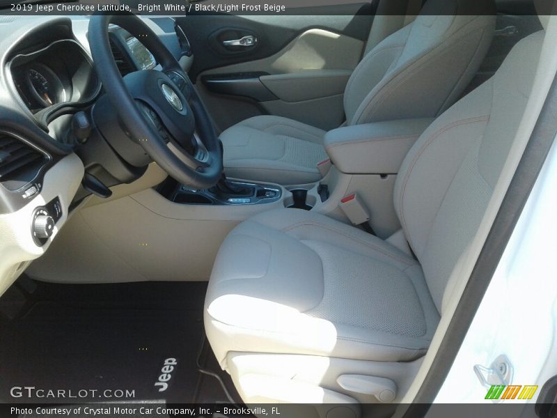 Bright White / Black/Light Frost Beige 2019 Jeep Cherokee Latitude
