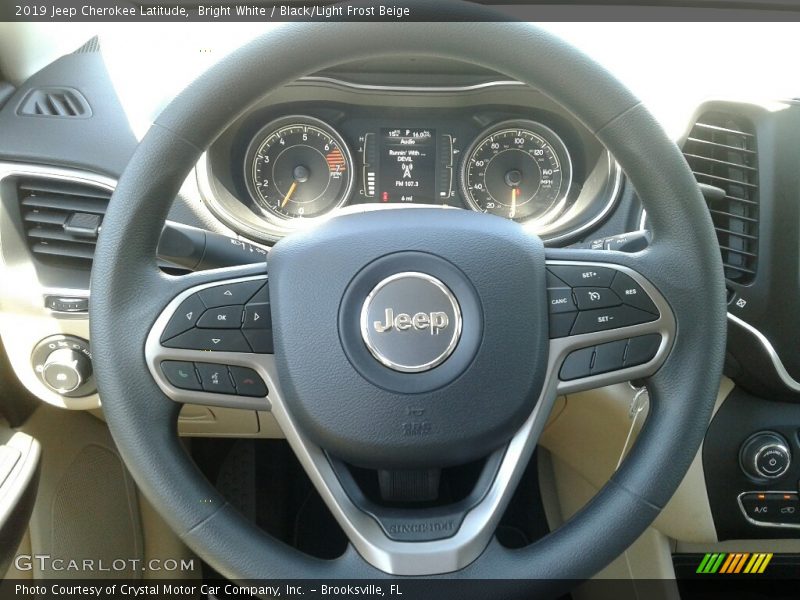 Bright White / Black/Light Frost Beige 2019 Jeep Cherokee Latitude