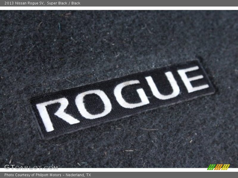 Super Black / Black 2013 Nissan Rogue SV