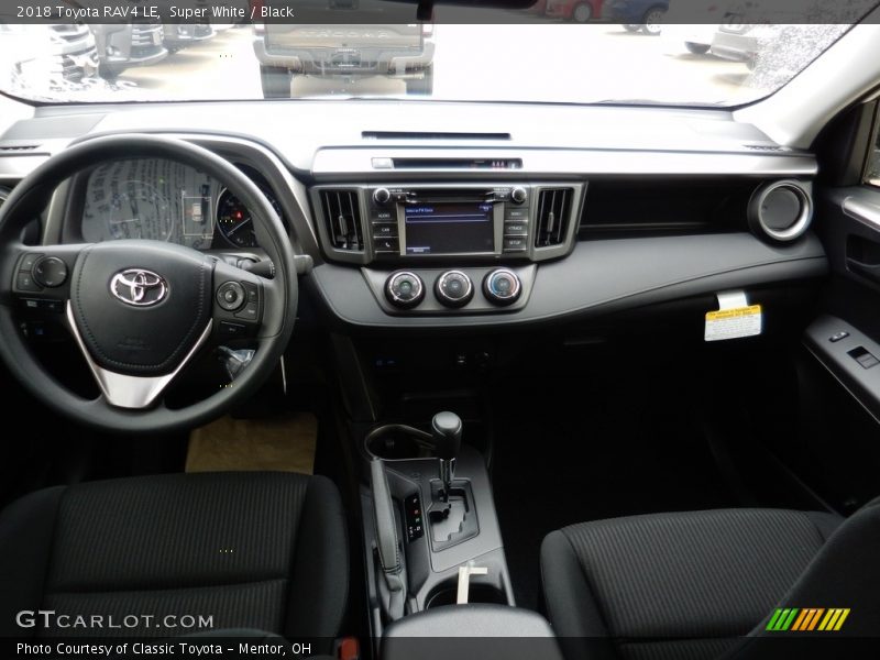 Super White / Black 2018 Toyota RAV4 LE
