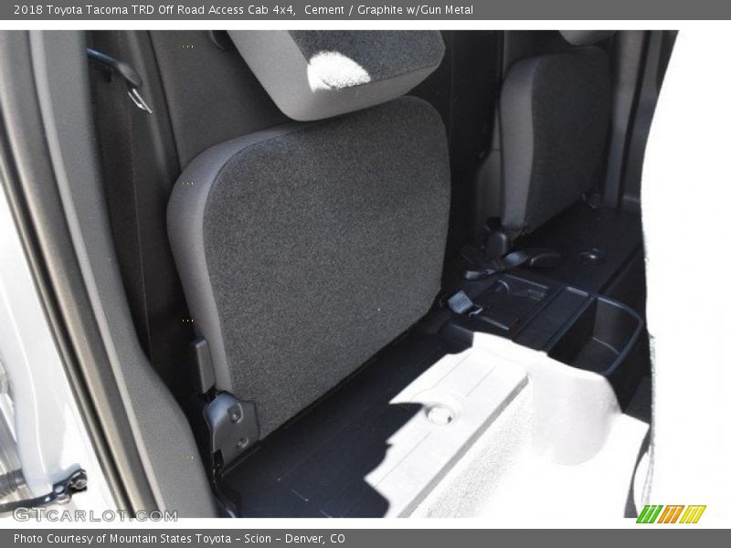 Cement / Graphite w/Gun Metal 2018 Toyota Tacoma TRD Off Road Access Cab 4x4