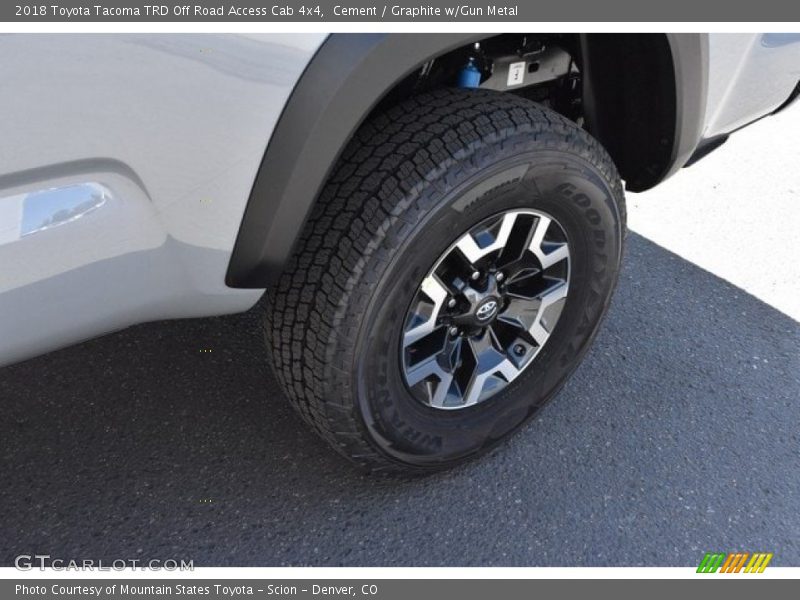 Cement / Graphite w/Gun Metal 2018 Toyota Tacoma TRD Off Road Access Cab 4x4