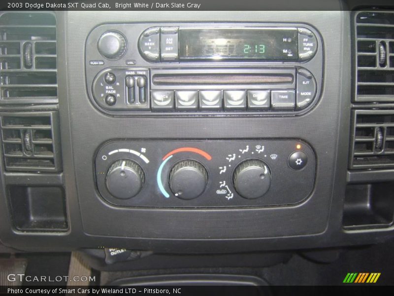 Bright White / Dark Slate Gray 2003 Dodge Dakota SXT Quad Cab