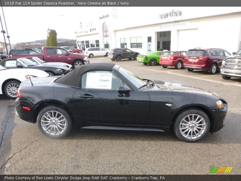 Nero Cinema Jet Black / Ivory 2018 Fiat 124 Spider Classica Roadster