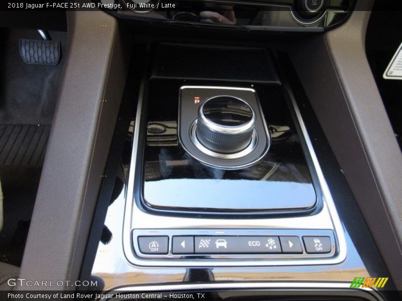 Fuji White / Latte 2018 Jaguar F-PACE 25t AWD Prestige