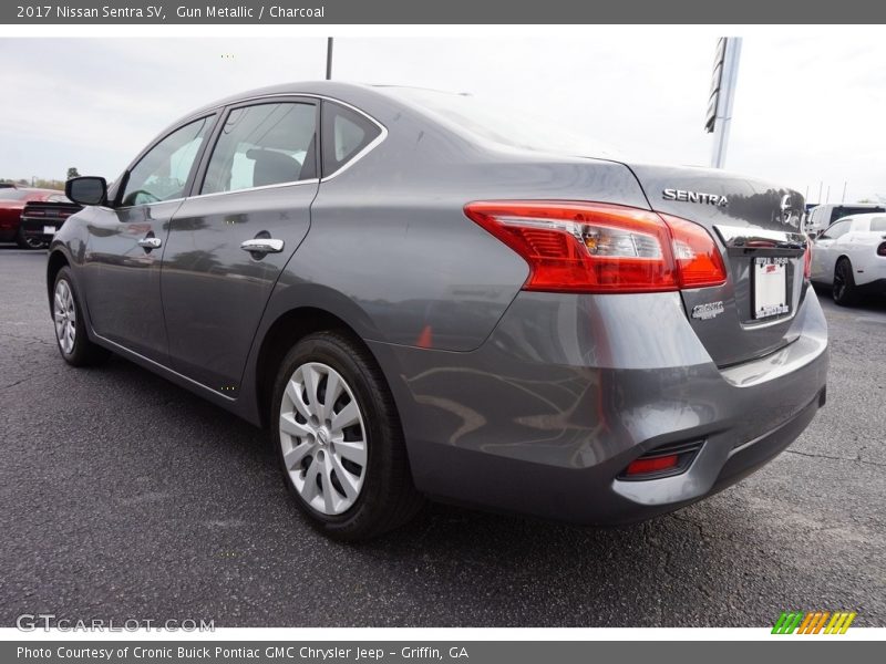 Gun Metallic / Charcoal 2017 Nissan Sentra SV