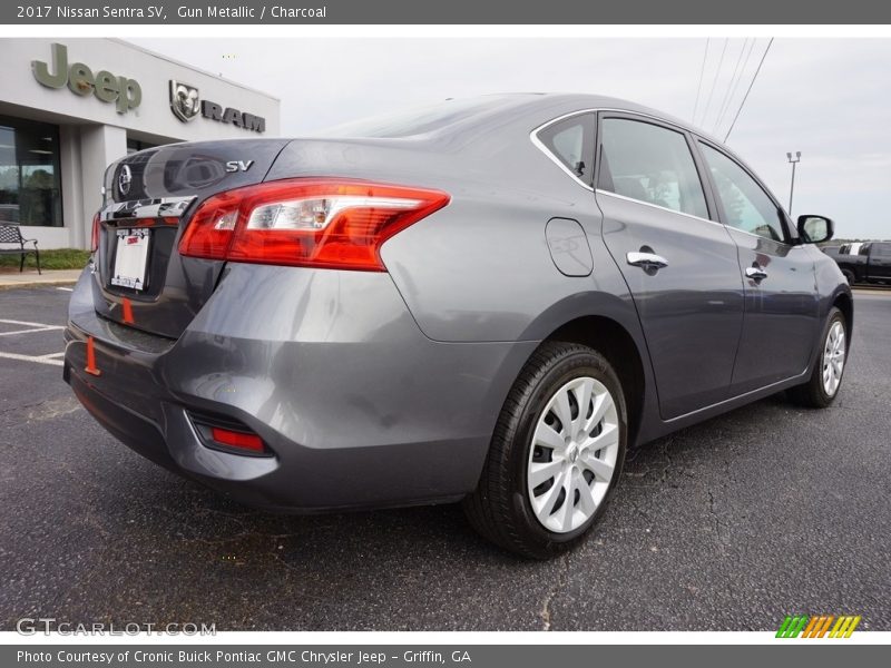 Gun Metallic / Charcoal 2017 Nissan Sentra SV