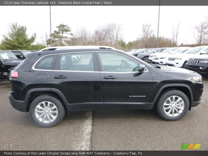 Diamond Black Crystal Pearl / Black 2019 Jeep Cherokee Latitude 4x4