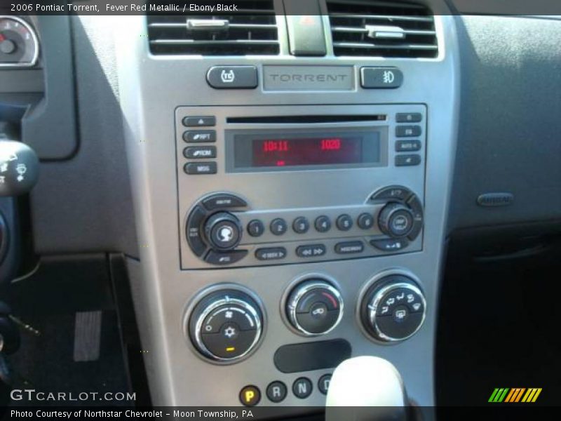 Fever Red Metallic / Ebony Black 2006 Pontiac Torrent