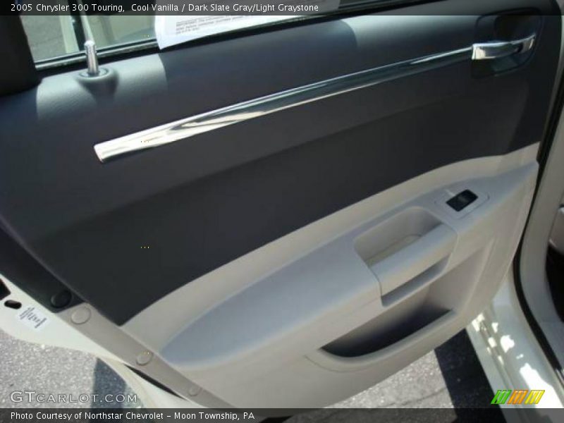 Cool Vanilla / Dark Slate Gray/Light Graystone 2005 Chrysler 300 Touring