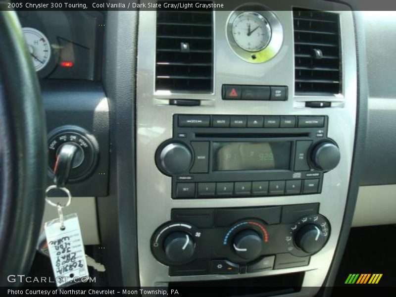 Cool Vanilla / Dark Slate Gray/Light Graystone 2005 Chrysler 300 Touring