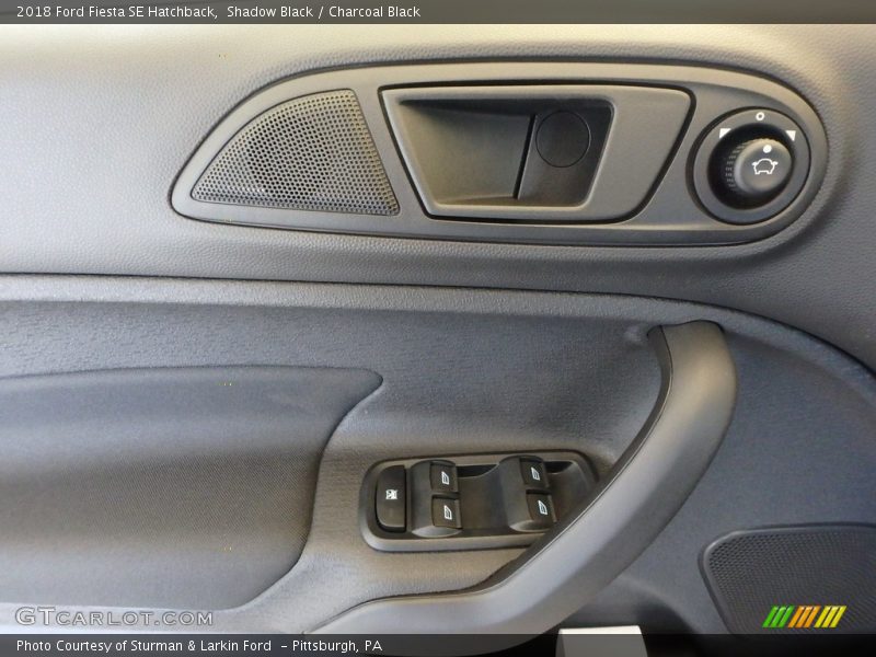 Shadow Black / Charcoal Black 2018 Ford Fiesta SE Hatchback