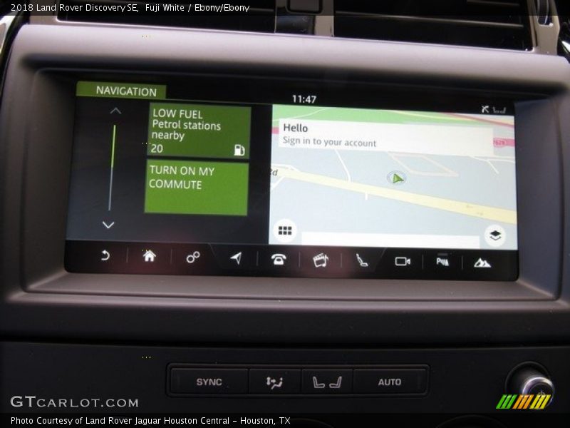 Fuji White / Ebony/Ebony 2018 Land Rover Discovery SE