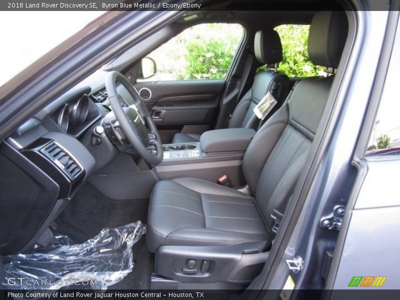 Byron Blue Metallic / Ebony/Ebony 2018 Land Rover Discovery SE