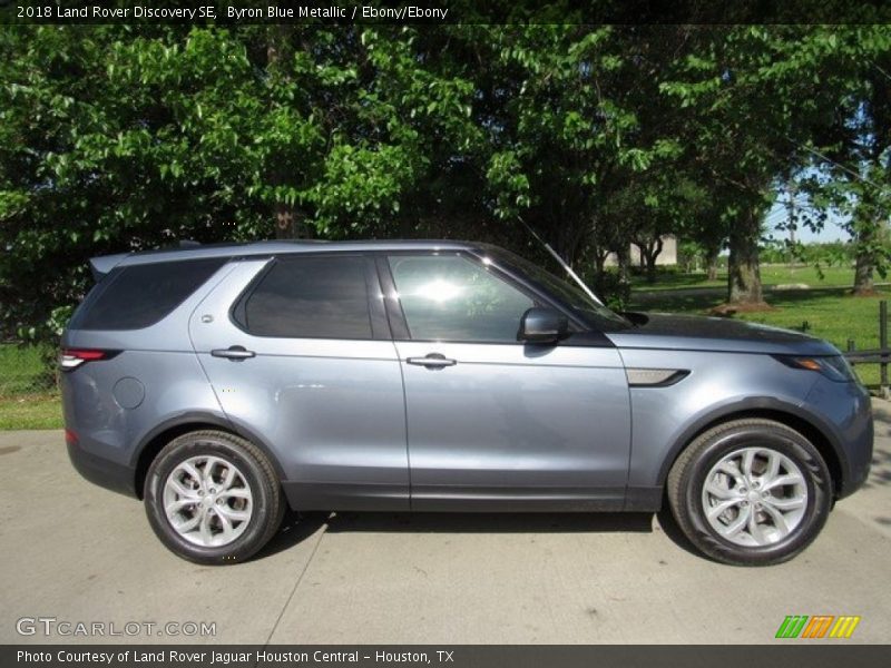 Byron Blue Metallic / Ebony/Ebony 2018 Land Rover Discovery SE