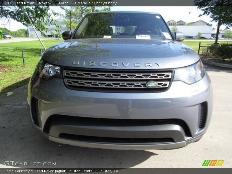 Byron Blue Metallic / Ebony/Ebony 2018 Land Rover Discovery SE