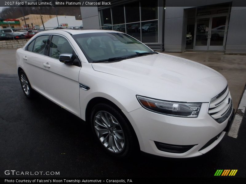 White Platinum / Charcoal Black 2017 Ford Taurus Limited