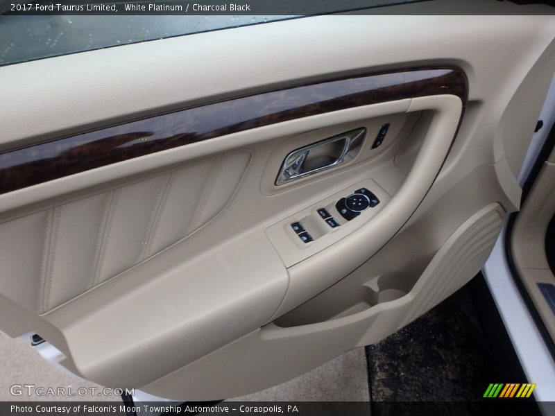 White Platinum / Charcoal Black 2017 Ford Taurus Limited