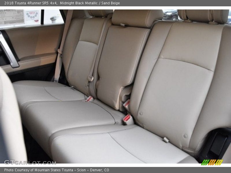 Midnight Black Metallic / Sand Beige 2018 Toyota 4Runner SR5 4x4