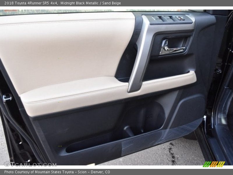Midnight Black Metallic / Sand Beige 2018 Toyota 4Runner SR5 4x4
