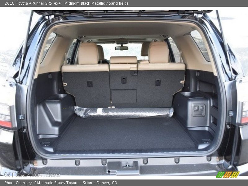 Midnight Black Metallic / Sand Beige 2018 Toyota 4Runner SR5 4x4