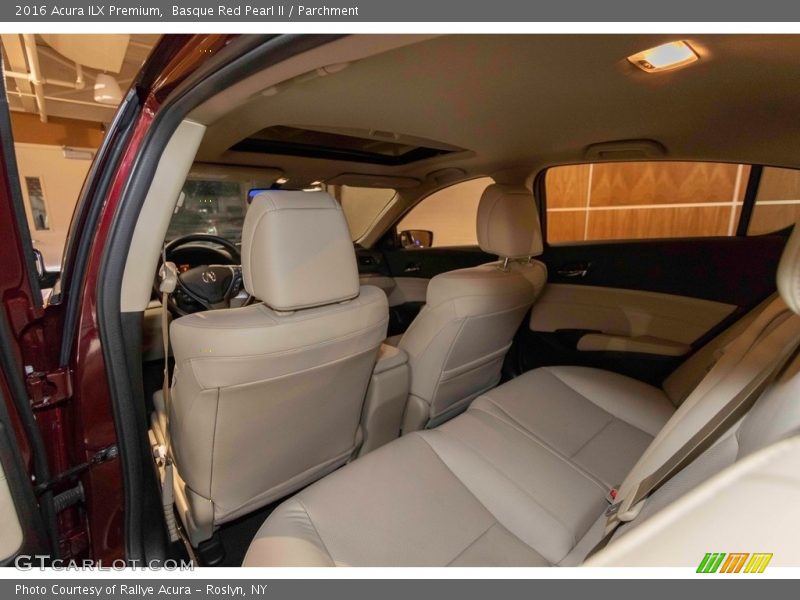 Basque Red Pearl II / Parchment 2016 Acura ILX Premium