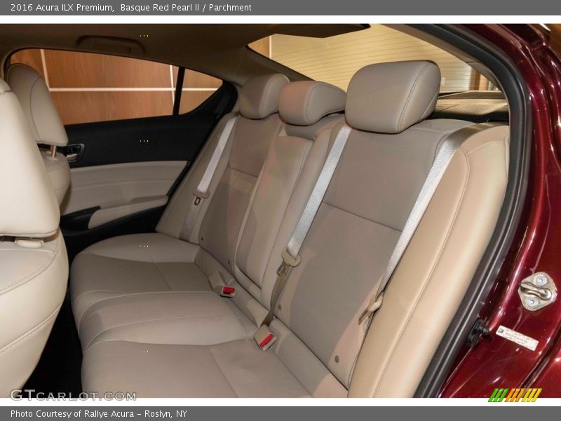 Basque Red Pearl II / Parchment 2016 Acura ILX Premium