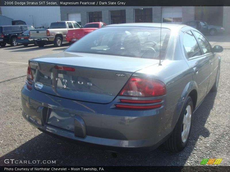 Magnesium Pearlcoat / Dark Slate Grey 2006 Dodge Stratus SXT Sedan