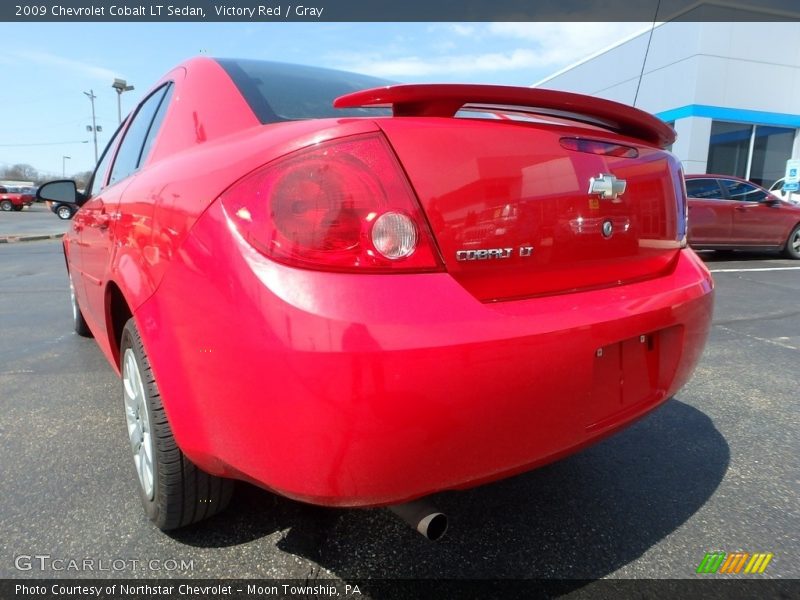 Victory Red / Gray 2009 Chevrolet Cobalt LT Sedan