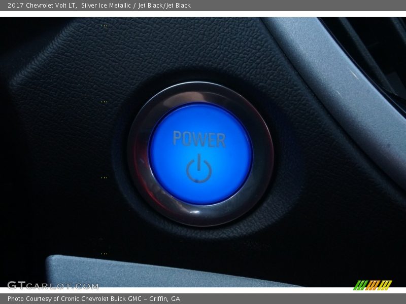Silver Ice Metallic / Jet Black/Jet Black 2017 Chevrolet Volt LT