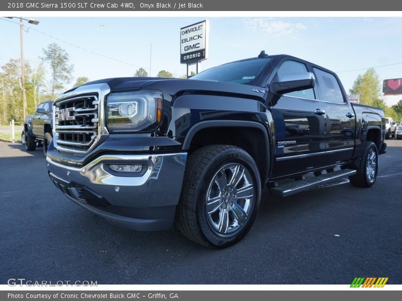 Onyx Black / Jet Black 2018 GMC Sierra 1500 SLT Crew Cab 4WD