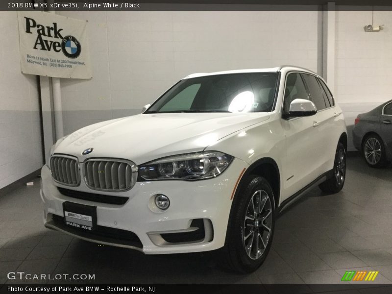 Alpine White / Black 2018 BMW X5 xDrive35i