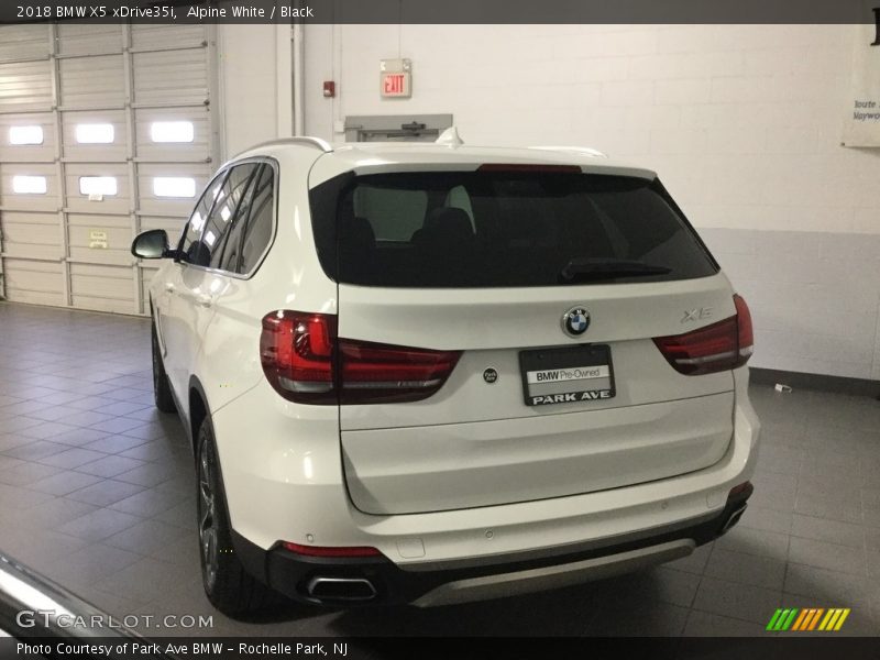 Alpine White / Black 2018 BMW X5 xDrive35i