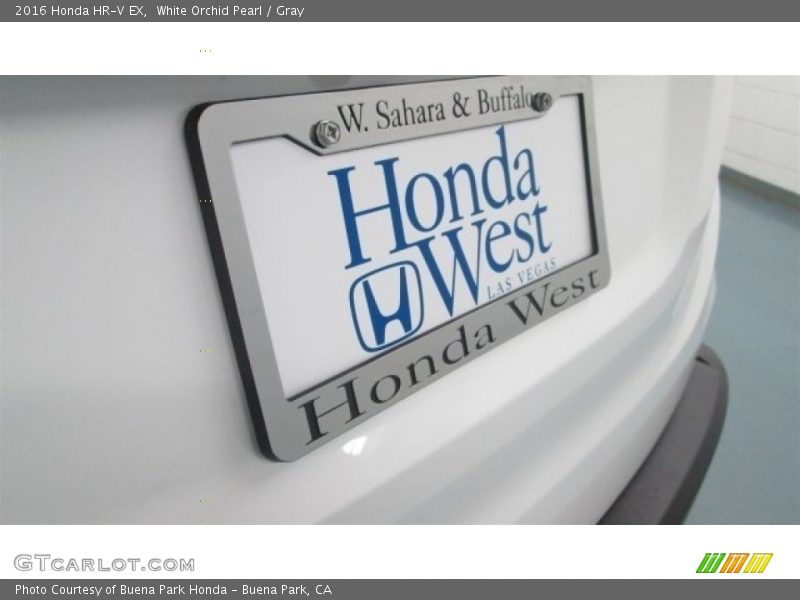 White Orchid Pearl / Gray 2016 Honda HR-V EX